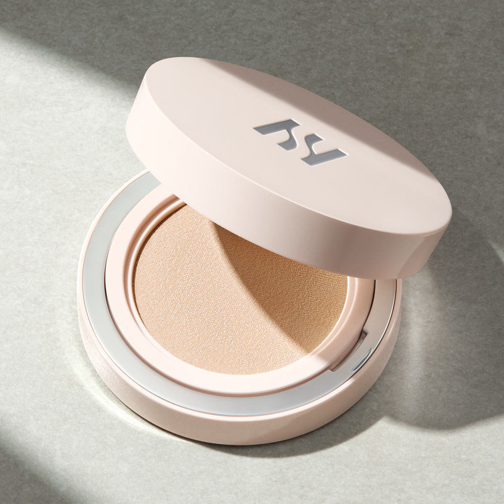 HERA Cushion Foundation SPF50+ PA+++ Set (1 Case + 1 Refill) Natural Glow Cushion
 21N1 Vanilla